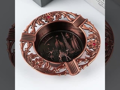 Ceniciere di tasca in metallo cilindrico personalizzato con finitura di rivestimento