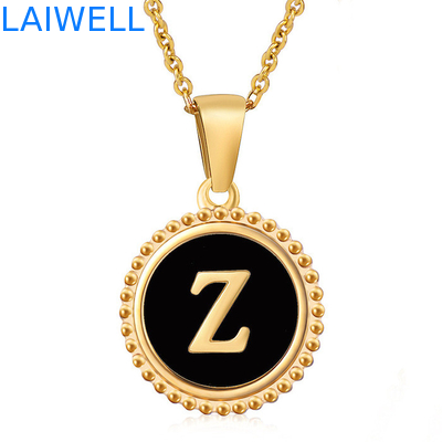 Gioielli unici 16MM 18K oro placcato in acciaio inossidabile 3D Conchiglia Lettera Collare Lettera femminile Pendenti