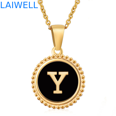 Gioielli unici 16MM 18K oro placcato in acciaio inossidabile 3D Conchiglia Lettera Collare Lettera femminile Pendenti