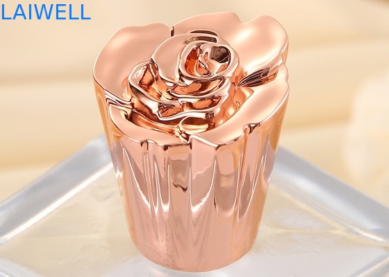 Design unico di lusso moderno Placcatura in oro Colore Lega di zinco pressofusa Tappi per bottiglie di profumo Adatti alla maggior parte delle bottiglie come da design richiesto