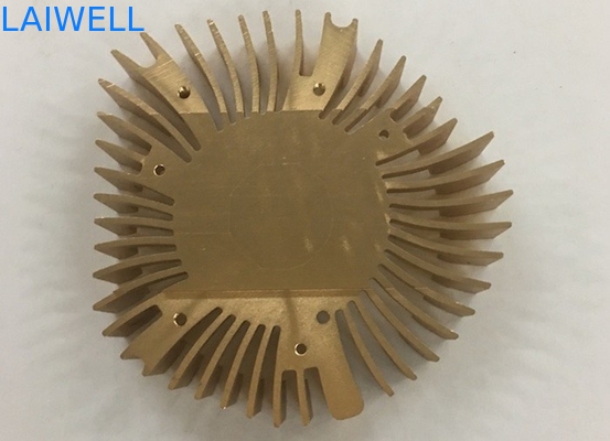 Metallo di CNC dell'alluminio 6061 di Customzied che timbra il dispositivo di raffreddamento d'anodizzazione del CPU del computer portatile dell'oro