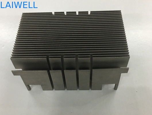 Metallo di alluminio di CNC 6062 di dimensione su ordinazione che timbra il dispositivo di raffreddamento del CPU di Grey Electric