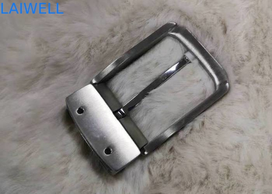 Il CNC classico del fermaglio di cinghia del metallo della femmina Ss304 di 30MM lavora lavorare al tornio