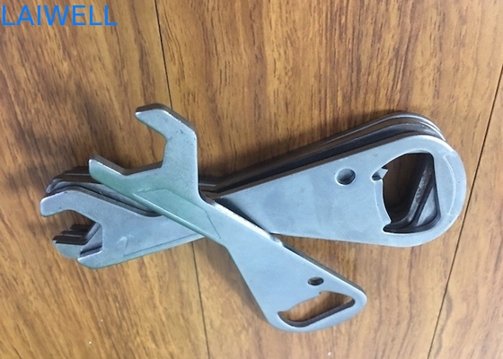 Opener per chiavi per rivestimento di pezzi di ricambio in metallo multifunzionale con stampaggio in metallo CNC personalizzato per il mercato globale e il supporto OEM
