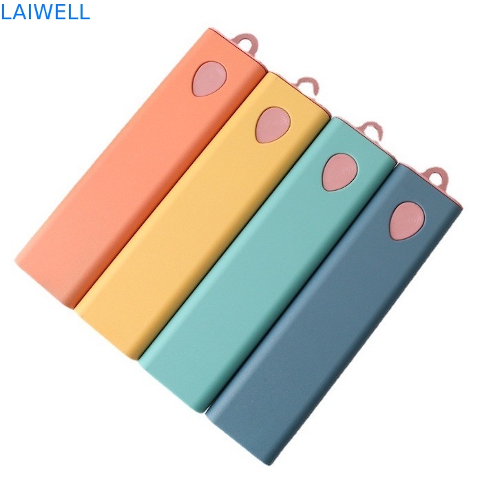 Disegno elegante portatile sostenibile Set di posate a 4 PC Servitaio da tavola Accenti Amico dell'ambiente Grano paglia Fibra resistente al calore e materiali ecologici per alte temperature