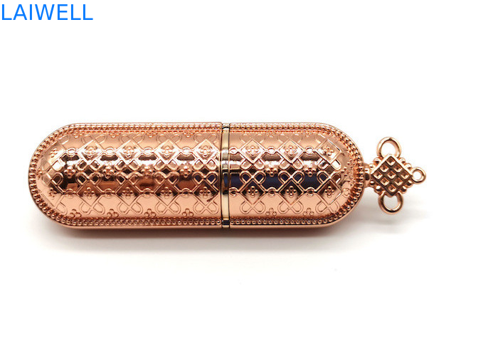 OEM Zinc Alloy Metal Die Casting Lipstick Tube con disegno di nodo cinese per prodotti di bellezza di fascia alta